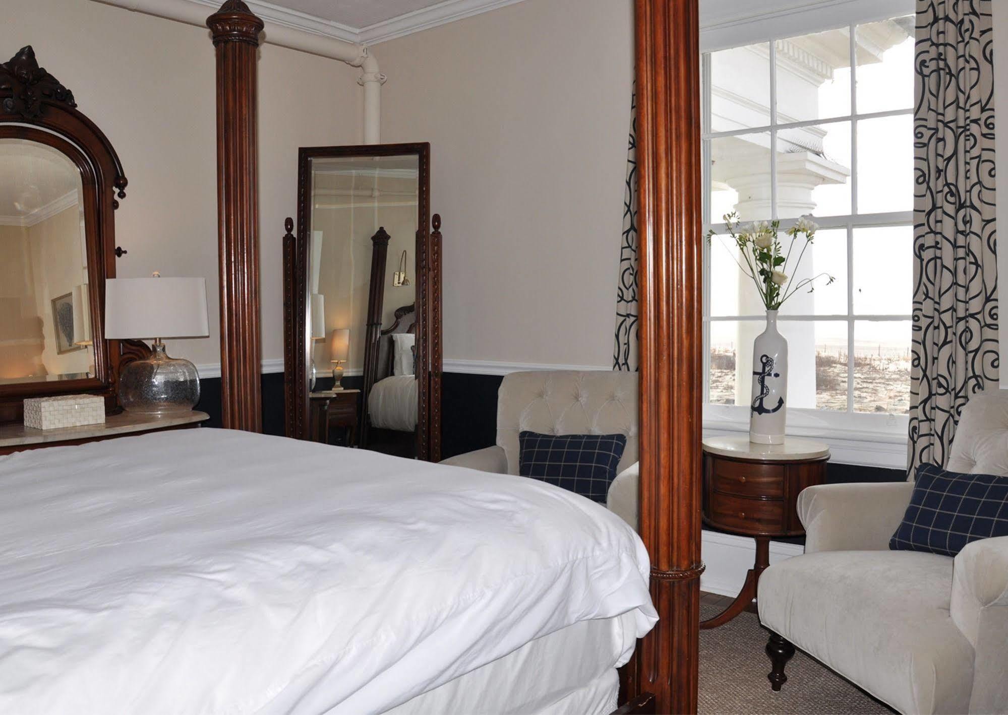 Peter Shields Inn & Restaurant Cape May Bagian luar foto